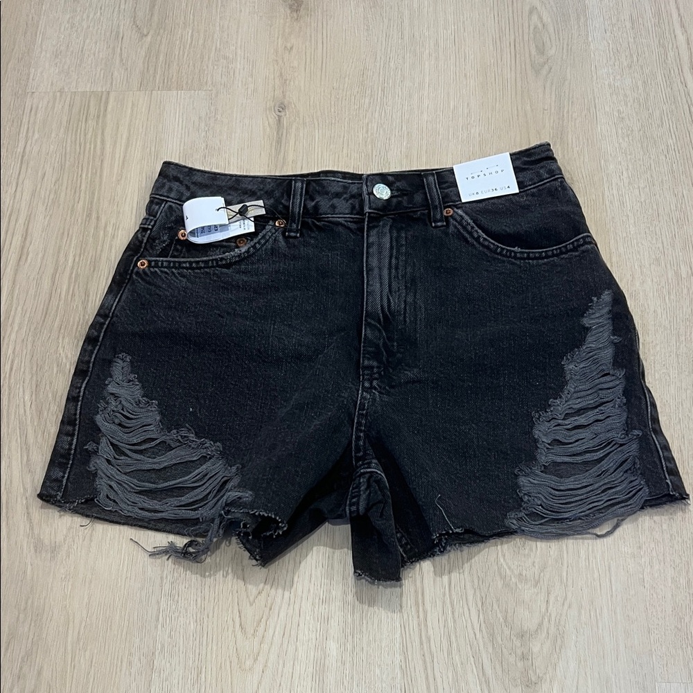 NWT Topshop size 4 Distressed Black Denim Shorts
